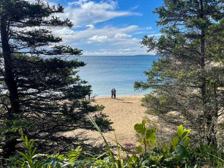 21 ROMANTIC GETAWAYS IN THE UNITED STATES: TOWNS, CITIES, BEACHES + PARK